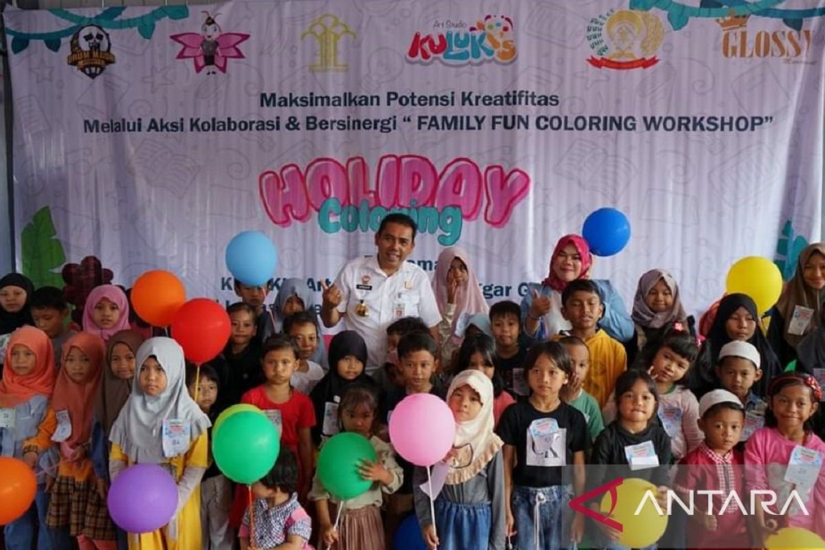 Lapas Perempuan Pekanbaru gelar lomba mewarnai dan fashion show dari bahan daur ulang