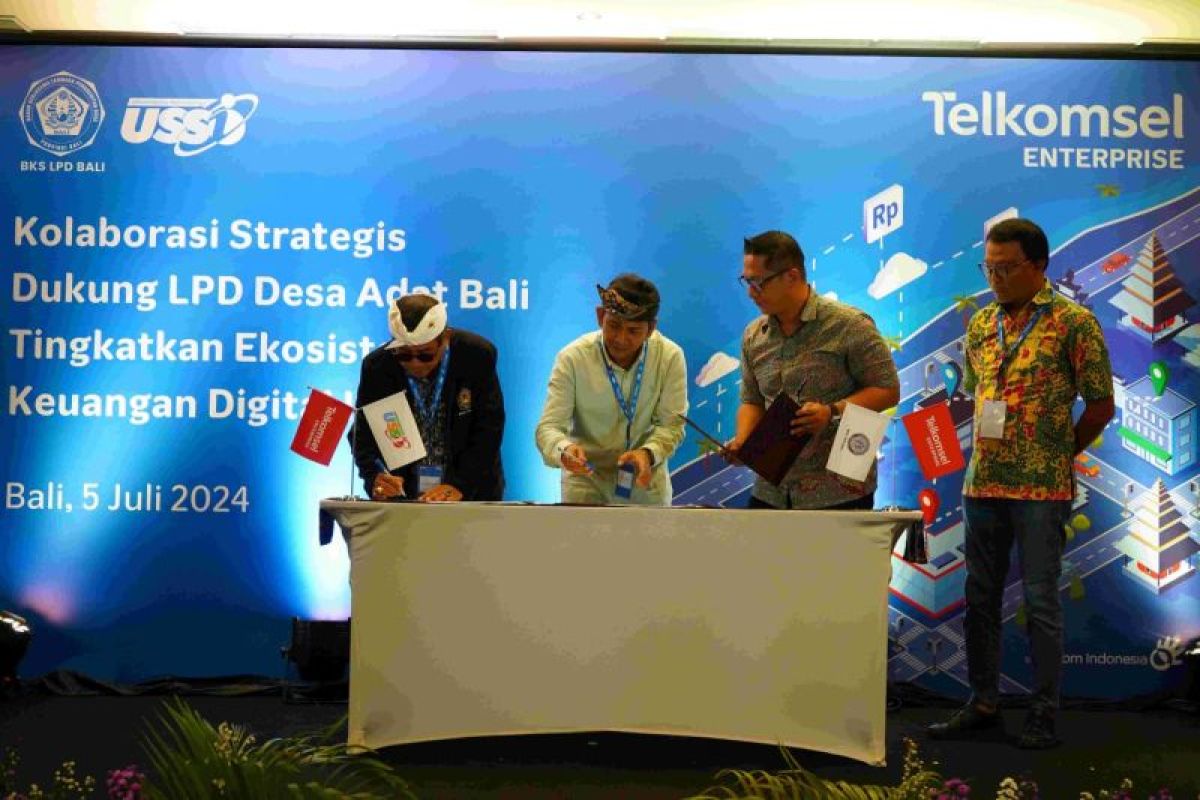 Telkomsel perkuat ekosistem inklusi keuangan lembaga pengkreditan desa di Bali