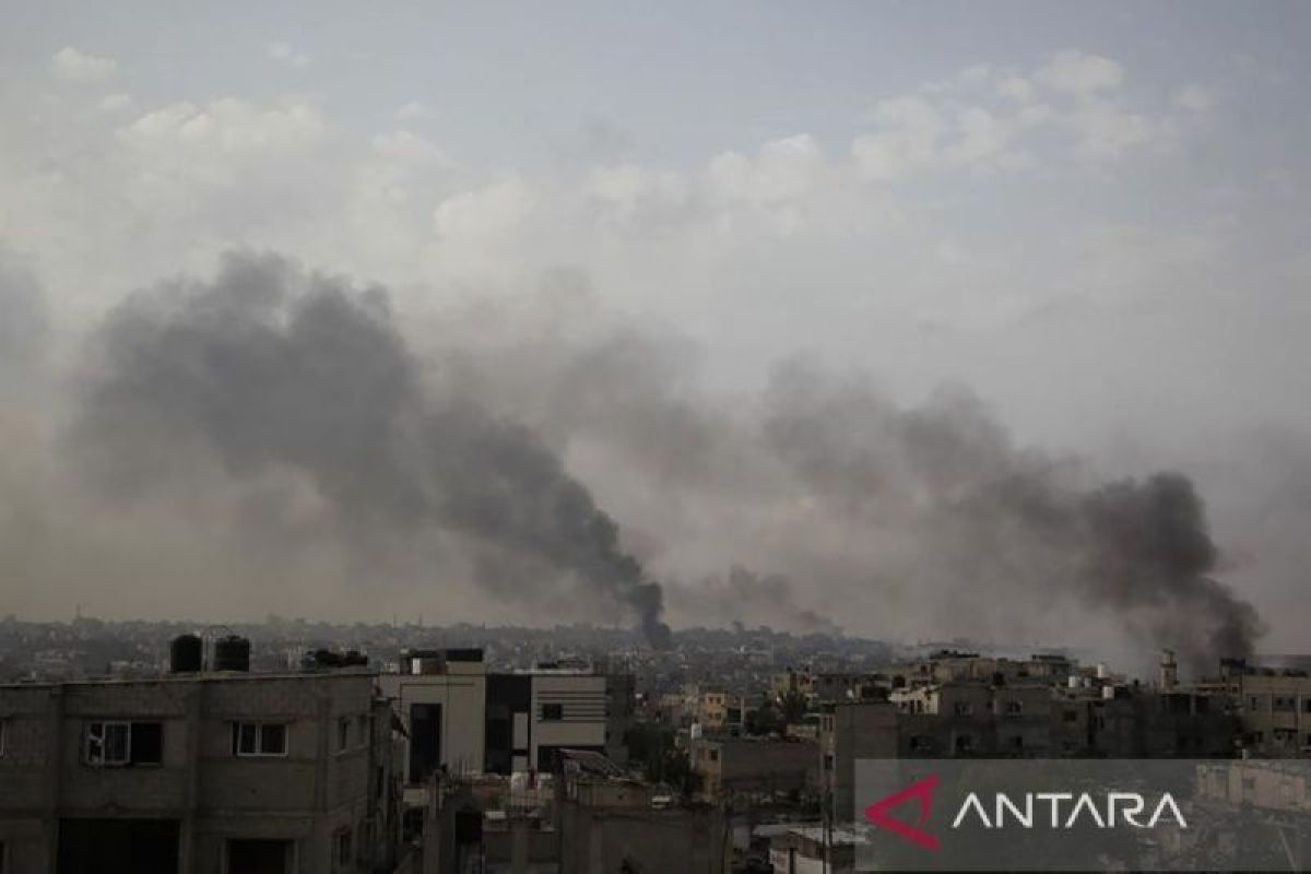 Tim medis Gaza lakukan evakuasi rumah sakit setelah peringatan Israel