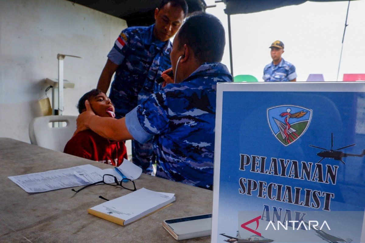 Mabes TNI AU adakan pemeriksaan kesehatan gratis di perbatasan Natuna