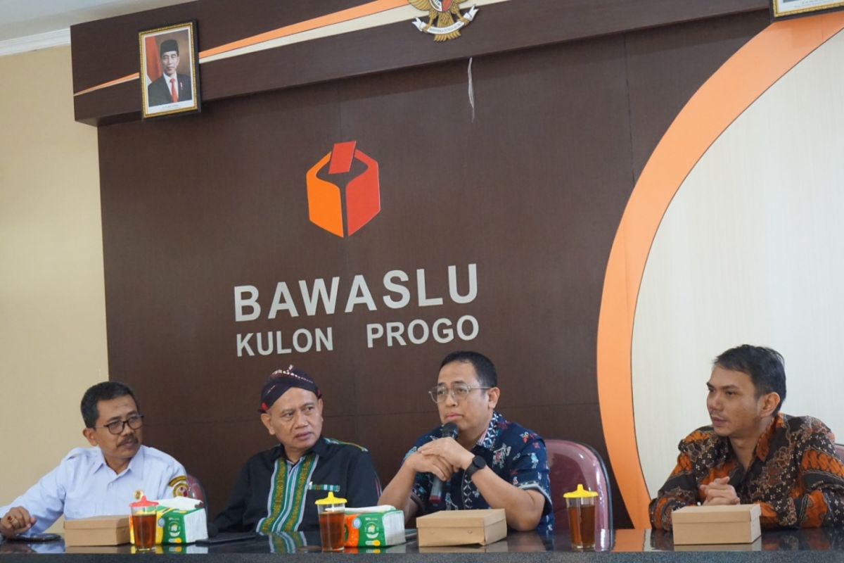 Bawaslu Kulon Progo temukan pelanggaran administrasi data pemilih pilkada