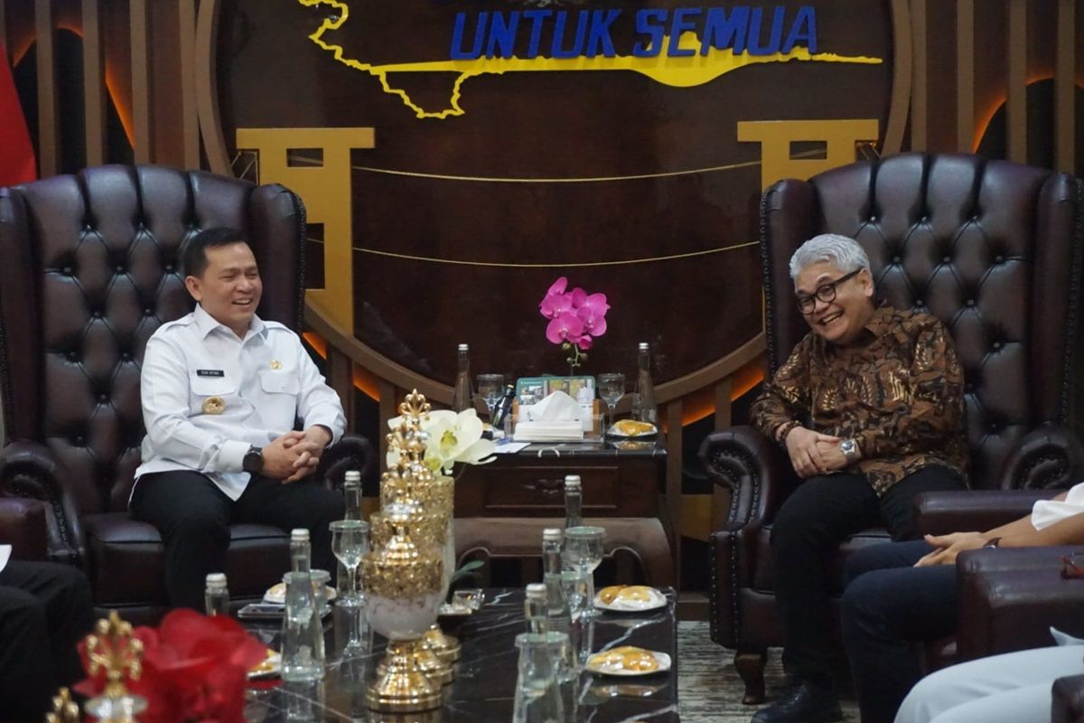 Pj Gubernur Sumsel diskusi dengan Guru Besar Cyber Law FH Unpad