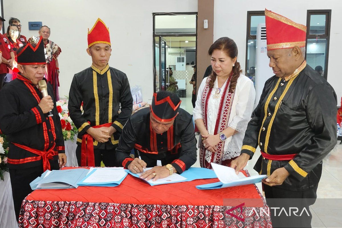 Kerukunan Keluarga Kawanua Manokwari deklarasikan dukungan bagi Dominggus-Lakotani