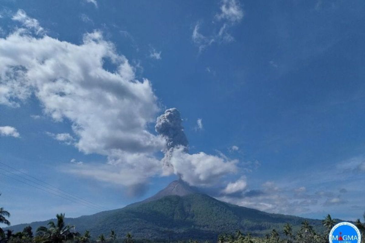 Badan Geologi sebut Suplai magma Gunung Lewotobi Laki-laki masih terjadi