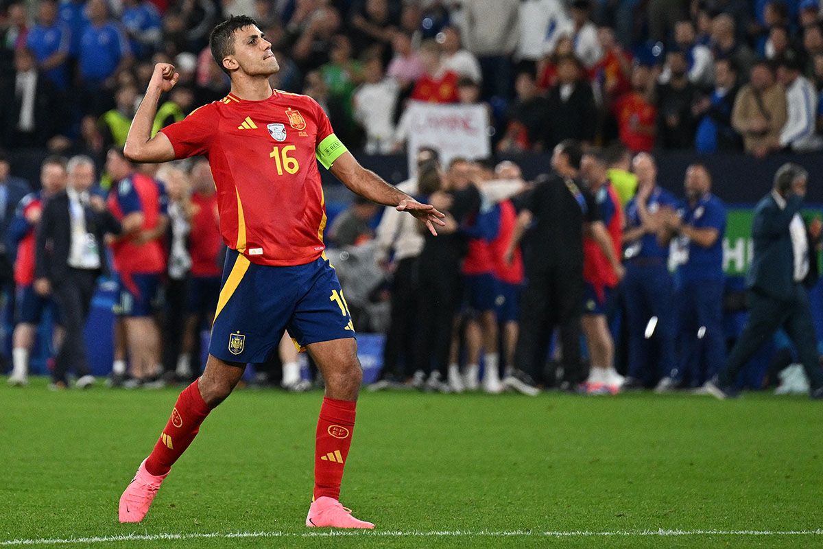 Euro 2024 - Spanyol vs Inggris di final, Rodri emban peran kunci sebagai "komputer"