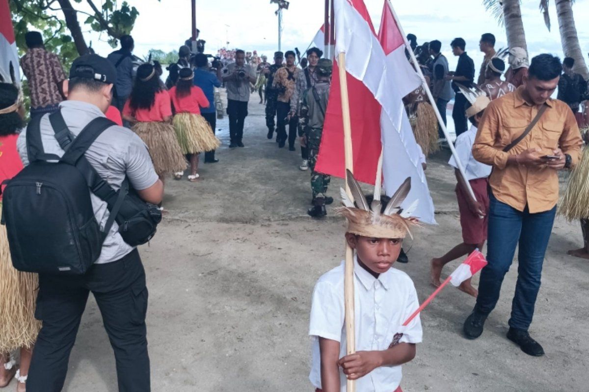 Menyiapkan generasi pintar dan berkarakter di Kepulauan Mapia