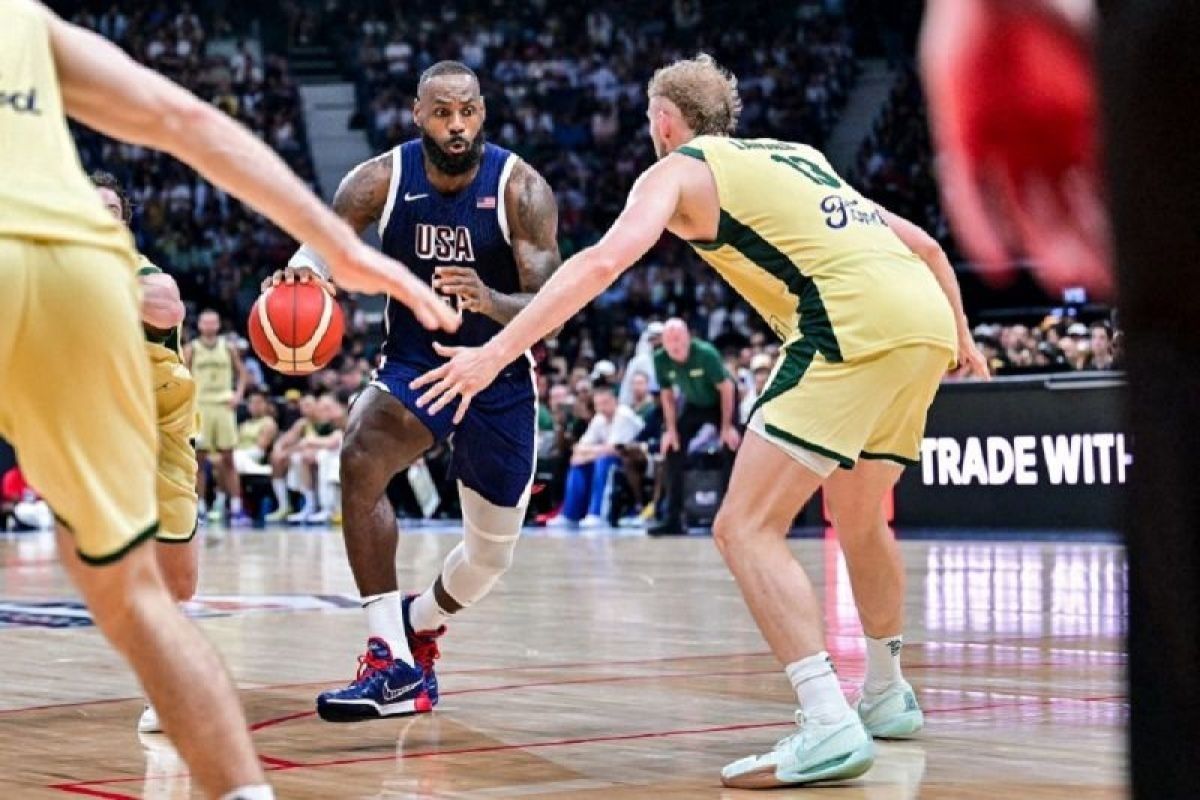 Tim basket Amerika Serikat menang 98-92 atas Australia dalam laga uji coba Olimpiade