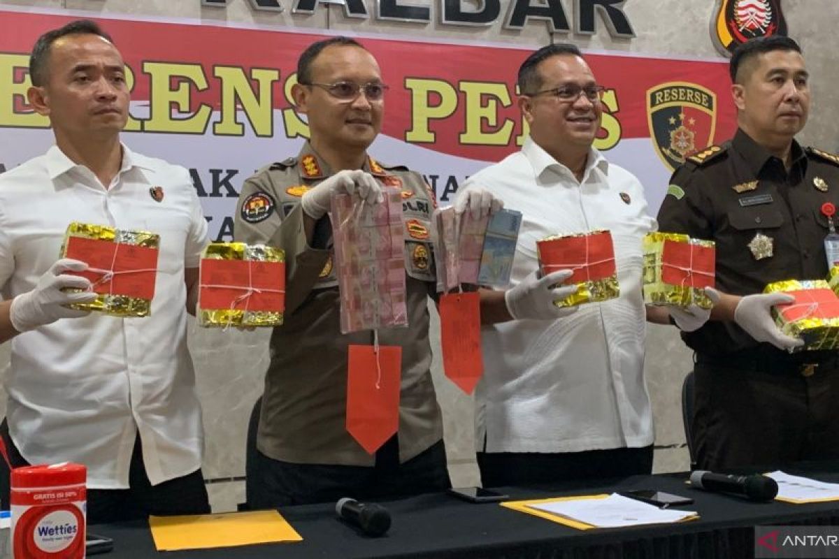 Polisi gagalkan penyelundupan 19 kilogram sabu di Kalbar