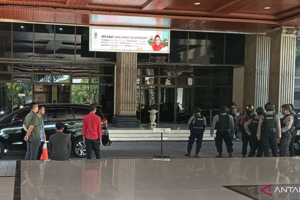 KPK geledah lagi Kantor Balai Kota Semarang