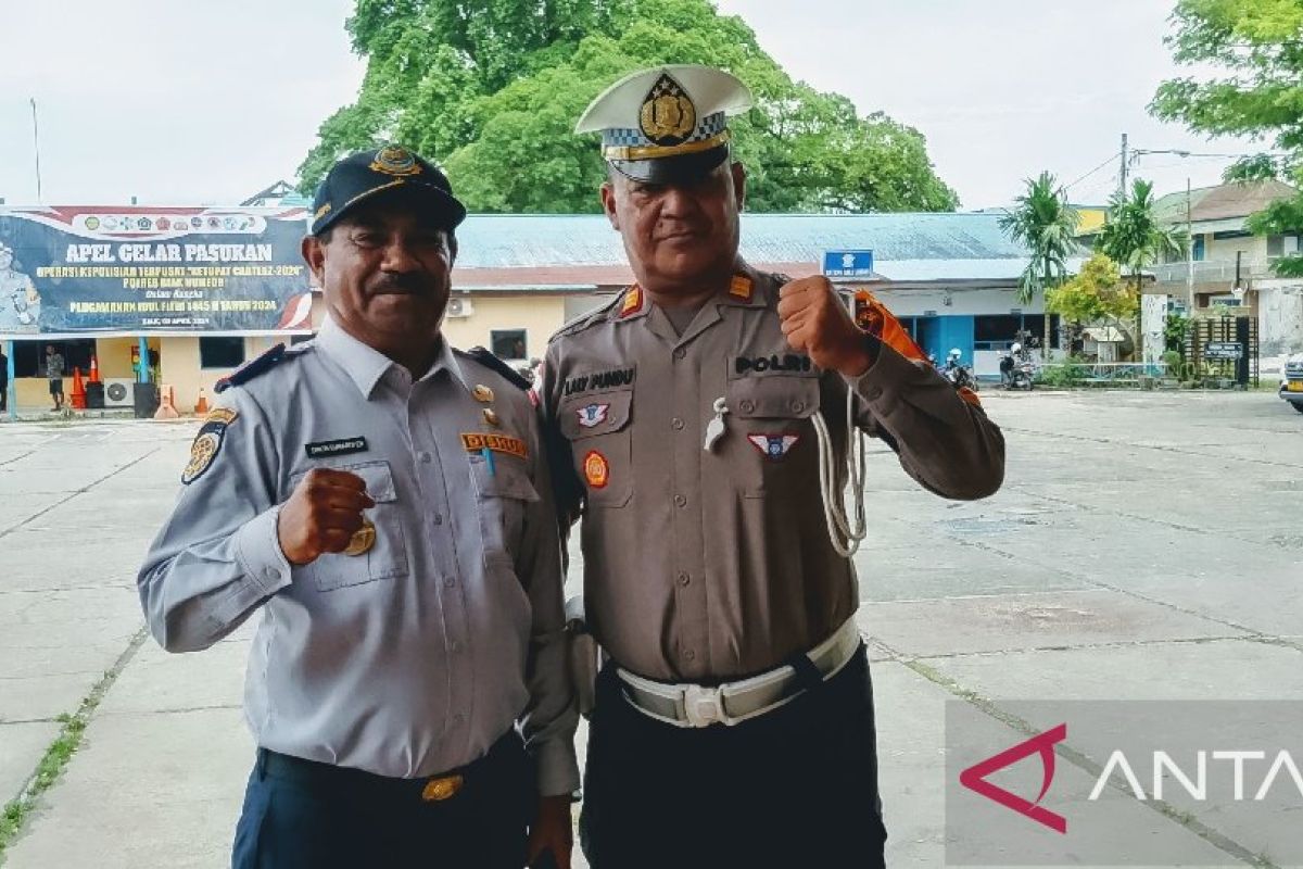 Satlantas Polres Biak edukasi warga tak konsumsi alkohol saat berkendaraan