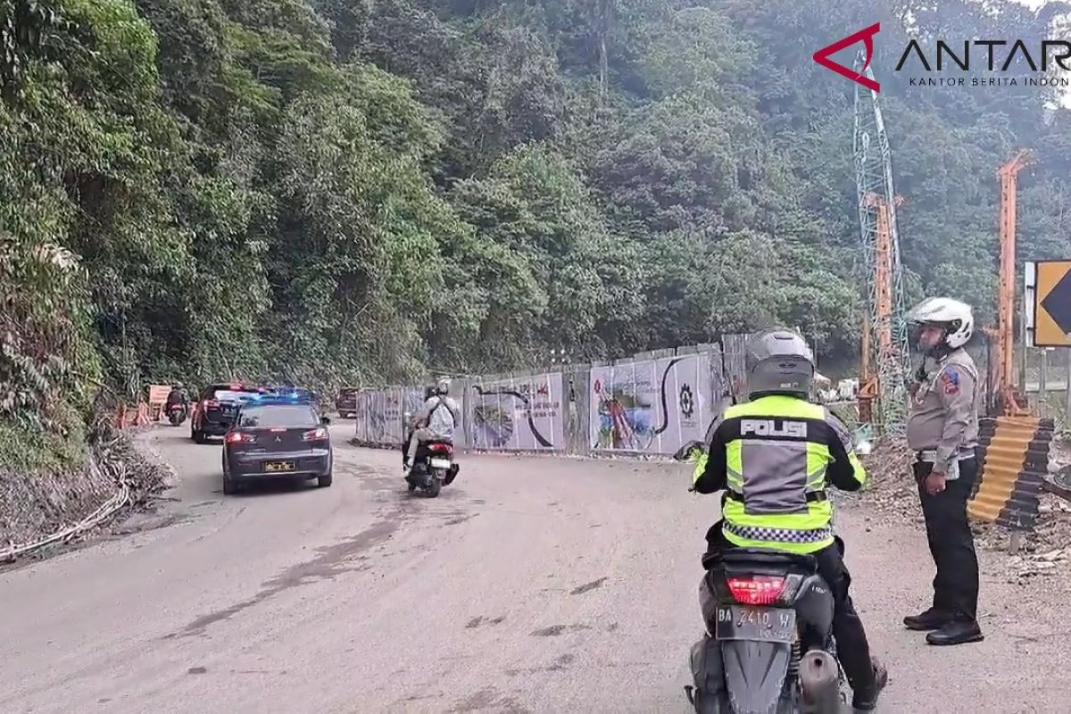 Lembah Anai kembali dibuka, Kapolres Padang Panjang imbau agar berhati-hati (Video)