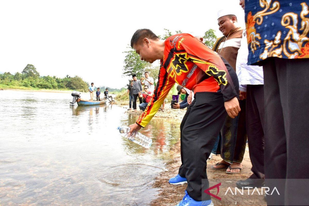 Ada Lubuok Larangan terpanjang di Kampar