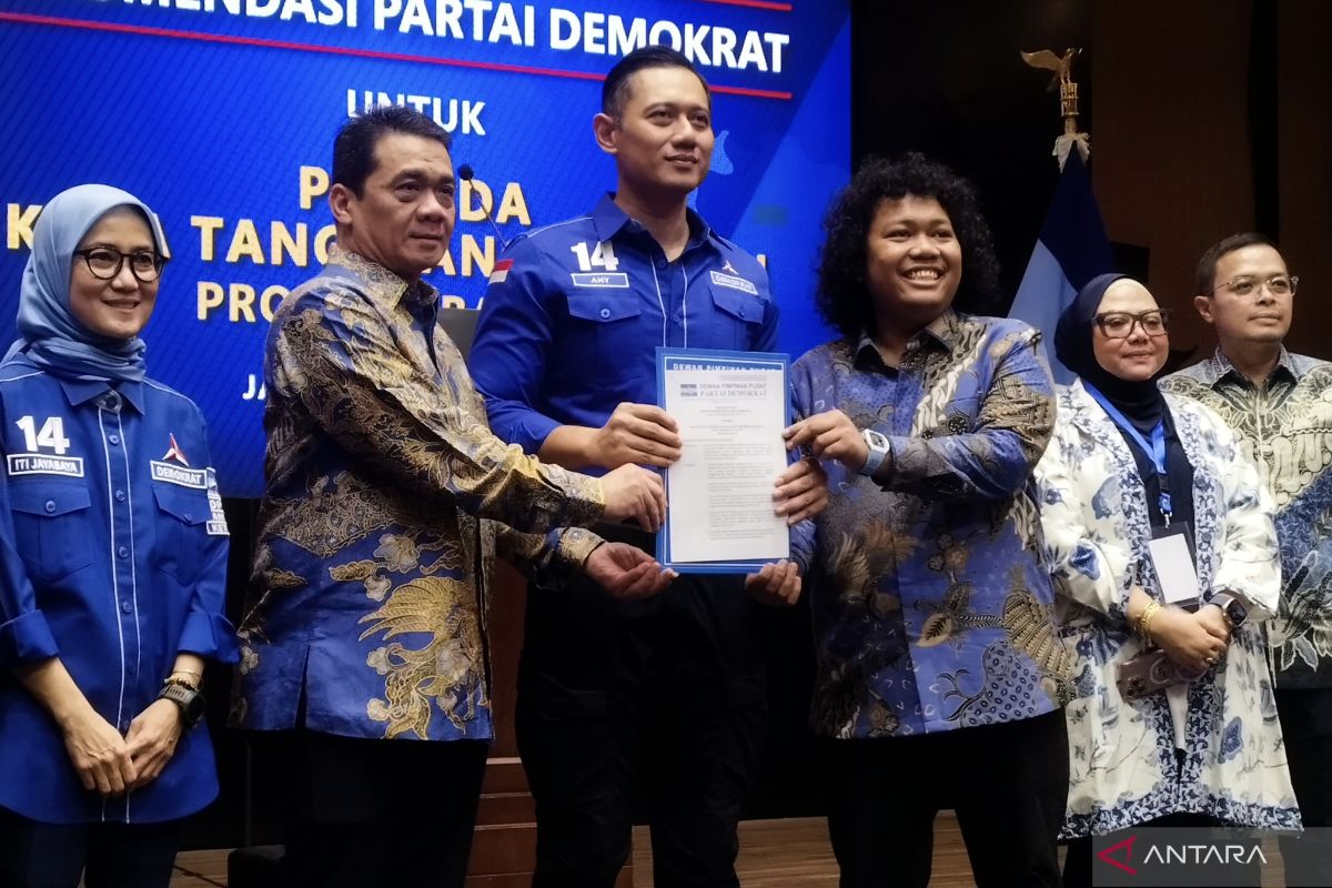 Ketum Demokrat AHY ajukan Riza Patria-Marshel Widianto di Pilkada Tangsel 2024