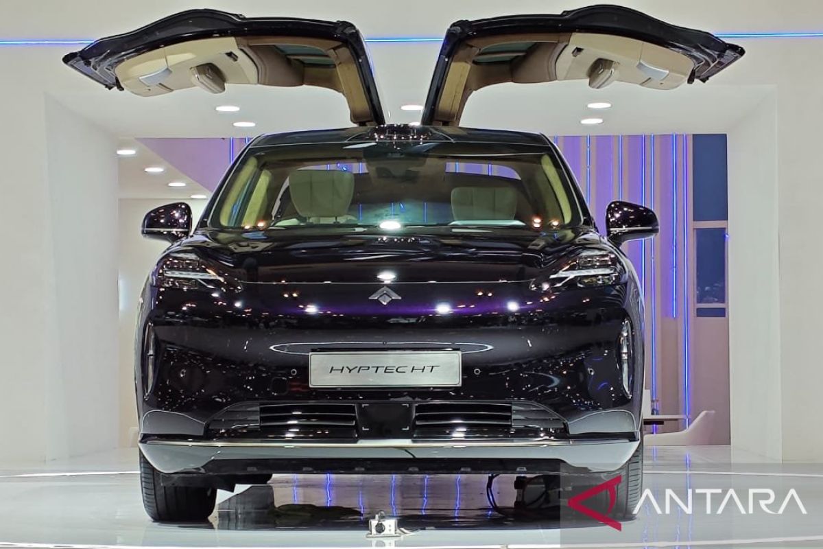 AION umumkan harga mobil listrik Hyptec HT varian pintu Gullwing