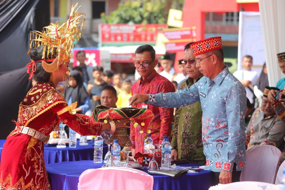 Pemkab Lambar sebut Festival Sekala Bekhak tingkatkan ekonomi warga