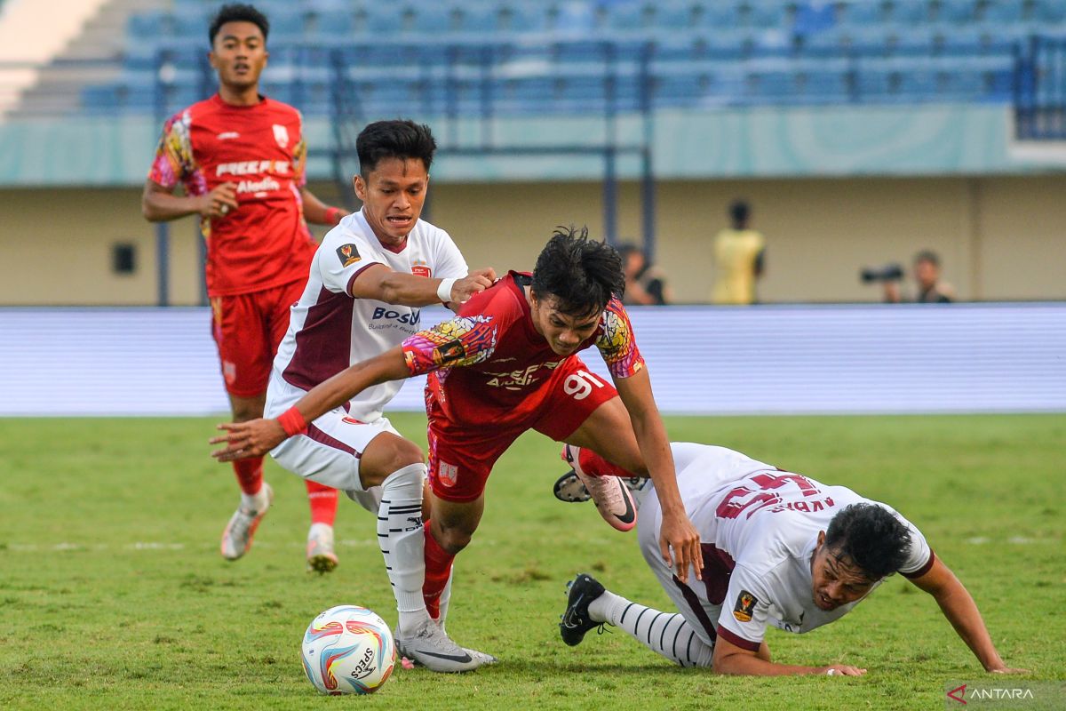 Liga 1: PSM Makassar gunduli Persis Solo