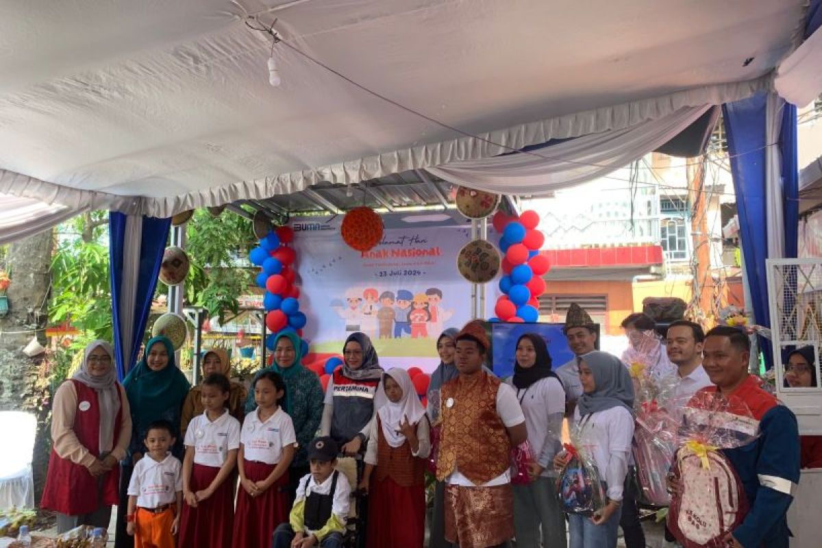 Pertamina beri bantuan makanan tambahan untuk anak di Kampung Literasi 26 Ilir Palembang