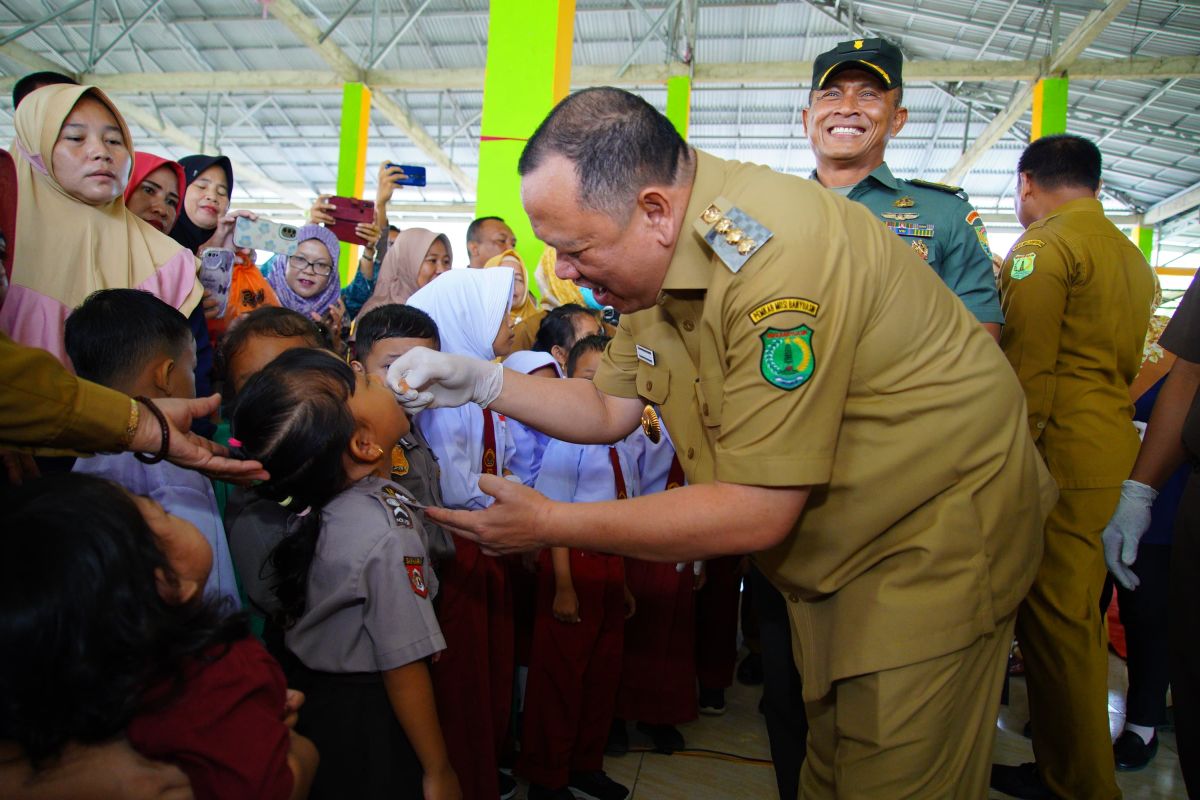 PJ Bupati Muba melaunching Pekan Imunisasi Nasional