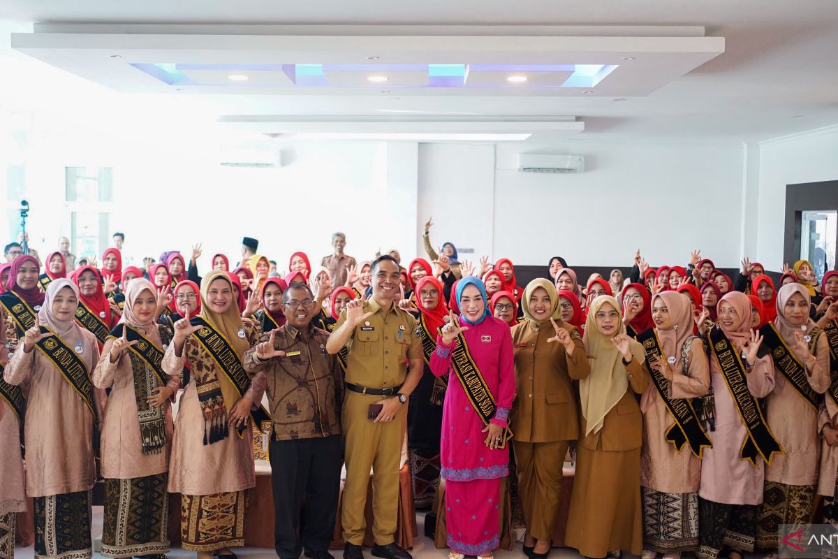 Pemkab kukuhkan bunda literasi kecamatan se-Kabupaten Solok