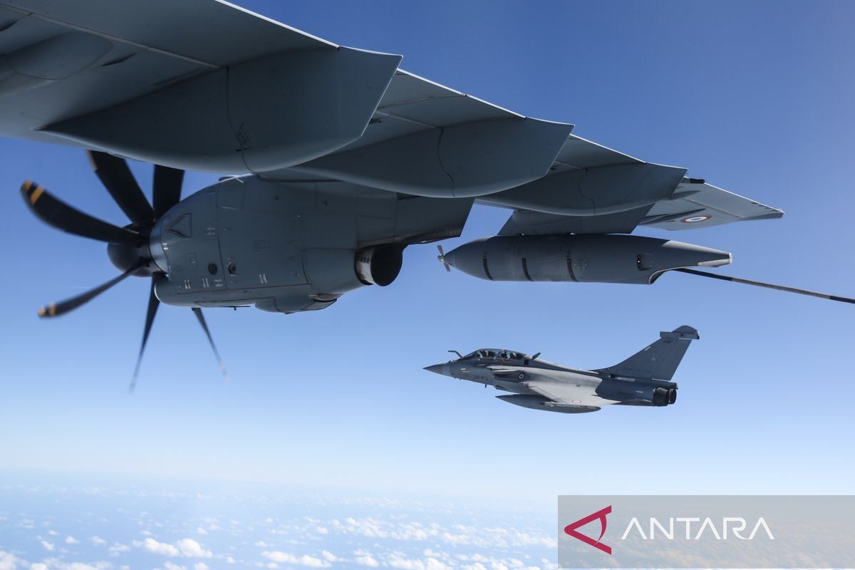 Penerbangan pesawat Rafale dalam Misi Pegase 2024