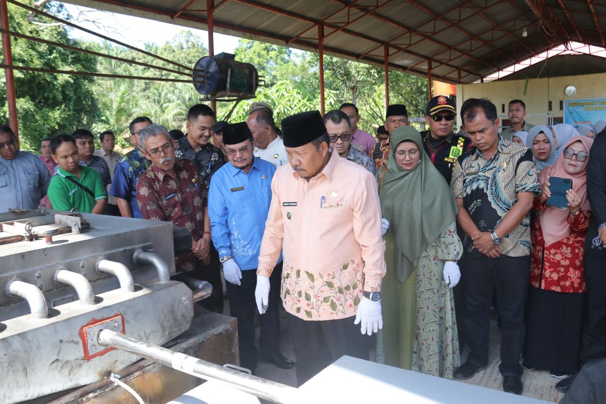 Pemkab Agam beli sampah rumah tangga milik warga