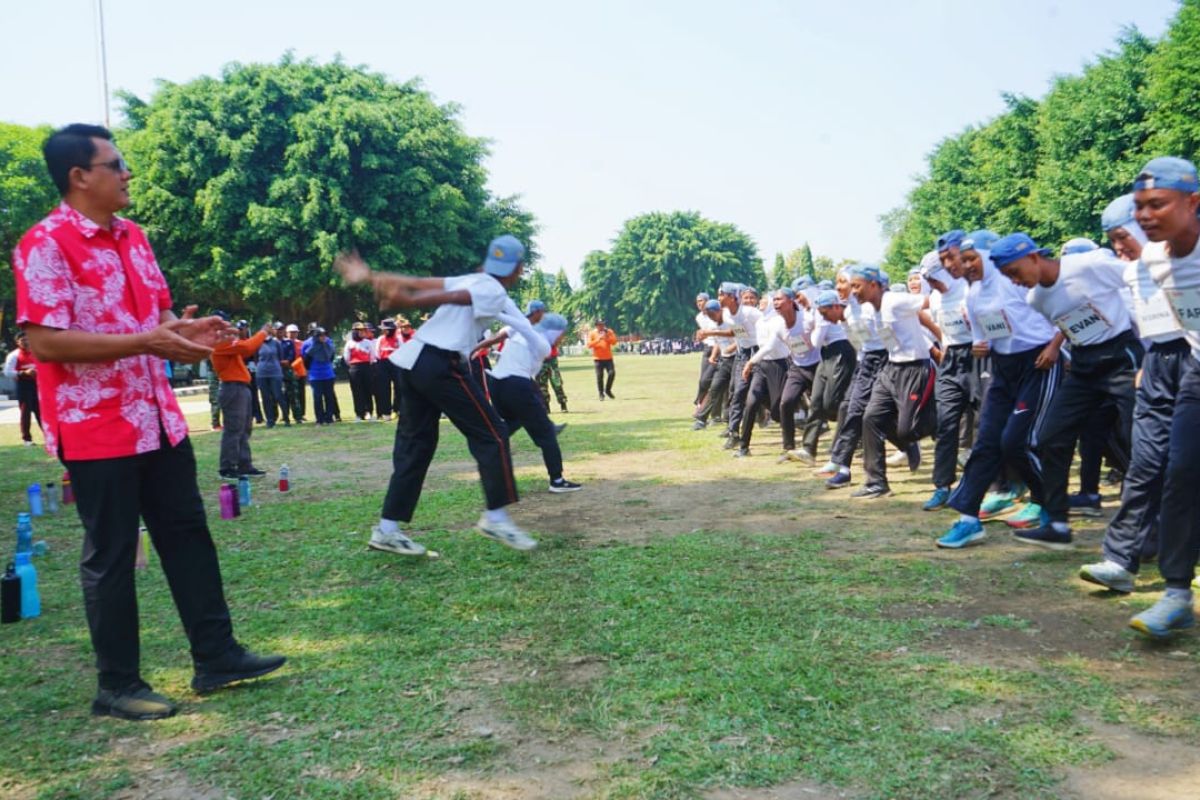 Wabup memberikan motivasi saat latihan Paskibraka Kabupaten Sleman