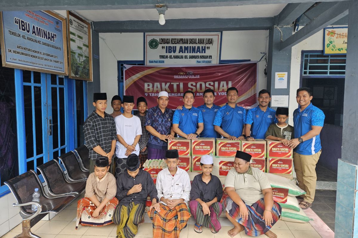 Alumni Akpol 2015 beri bantuan kepada anak yatim di NTB