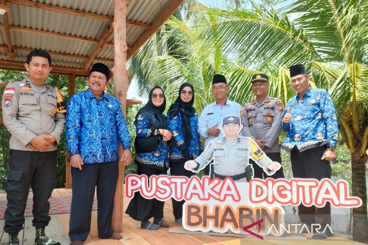 Pustaka digital inovasi Bhabinkamtibmas di Desa Bokor kembangkan pendidikan di pulau terluar Meranti