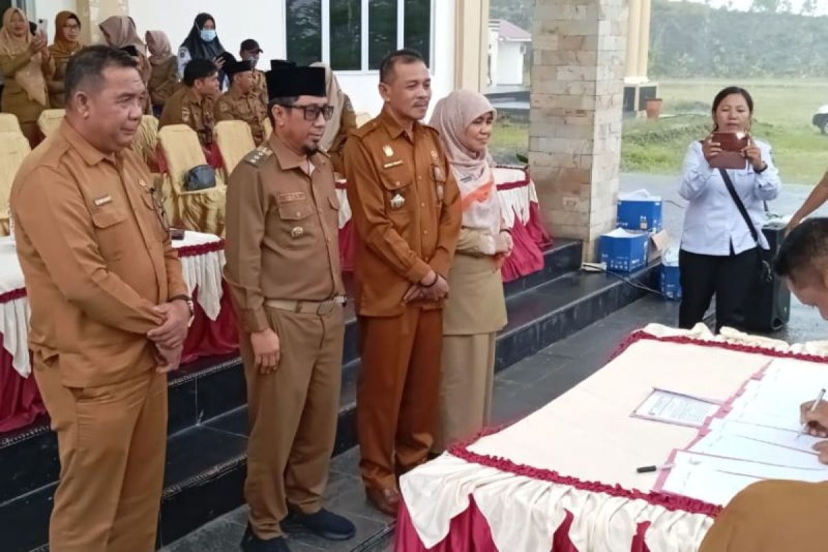 Bupati Bangkep minta OPD tingkatkan kualitas pengelolaan arsip daerah