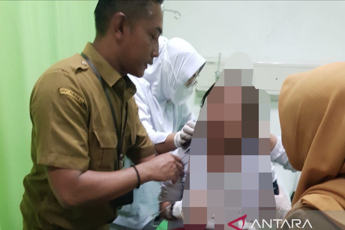 Empat siswa SD Palembang kejang-kejang, Disdik turun tangan cek botol minuman yang dikonsumsi