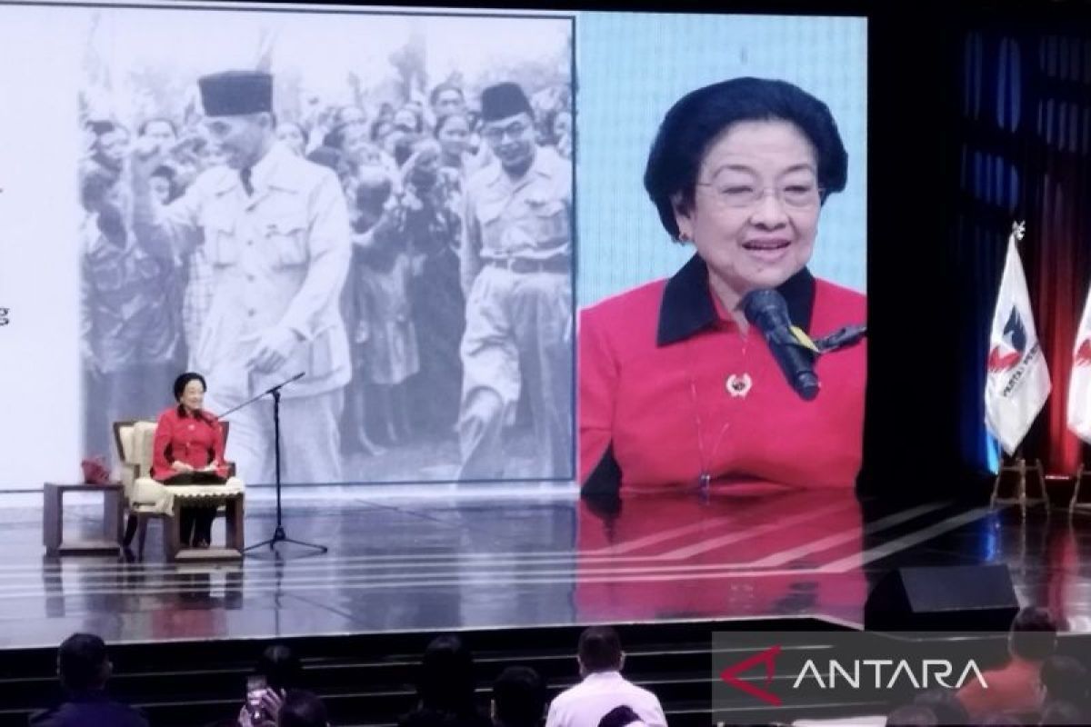 Ketum PDIP Megawati: Kader harus bergerak bersama hadapi Pilkada 2024