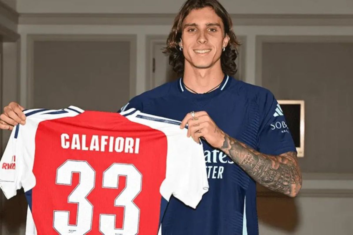 Riccardo Calafiori resmi gabung Arsenal