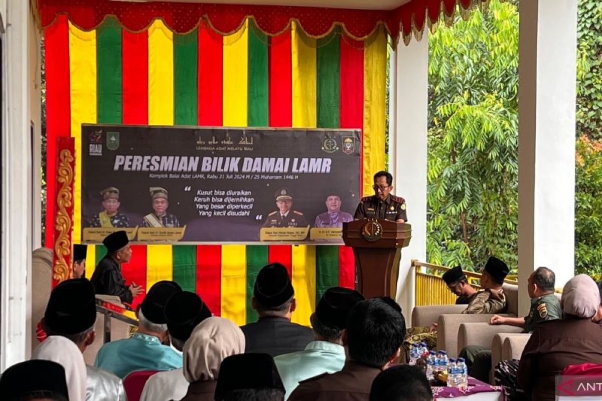 Tangani hukum dengan kearifan lokal, Kejati Riau dan LAMR resmikan Bilik Damai