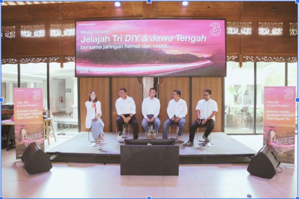 Tri perkuat dan perluas jaringan di DIY dan pelosok Jawa Tengah