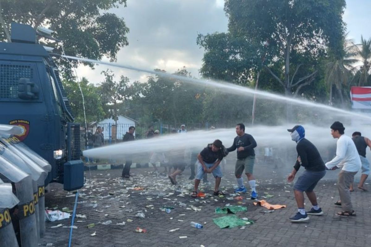 Polisi gelar simulasi pengamanan Pilkada Lombok Timur