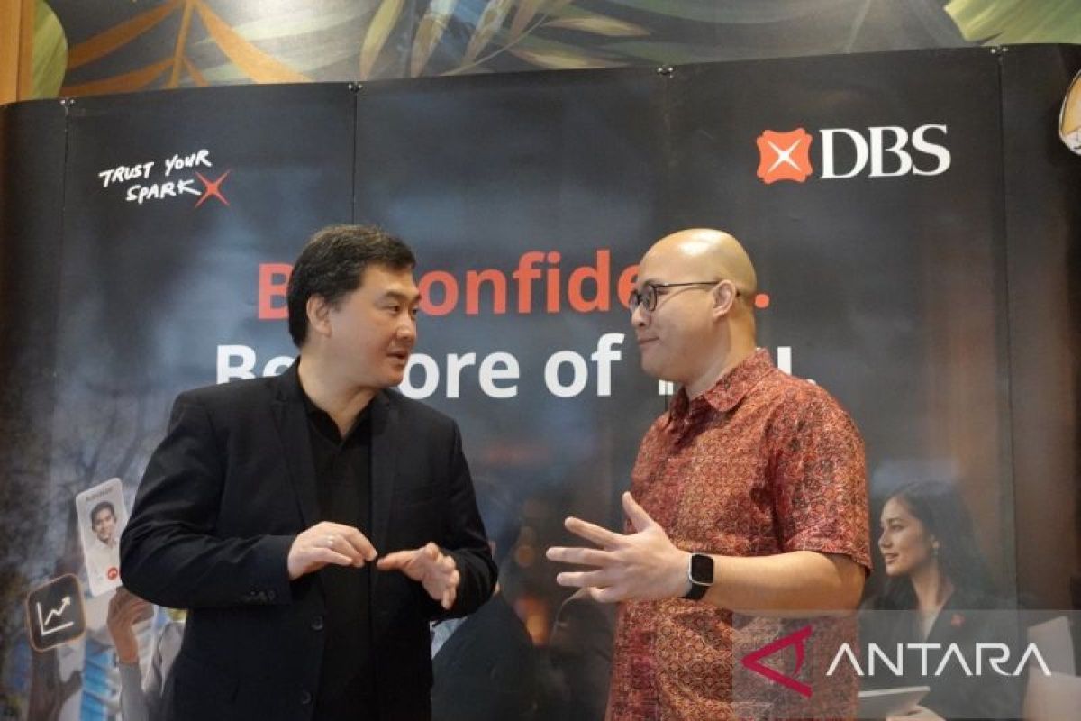 Bank DBS buka peluang investasi bagi milenial di Makassar