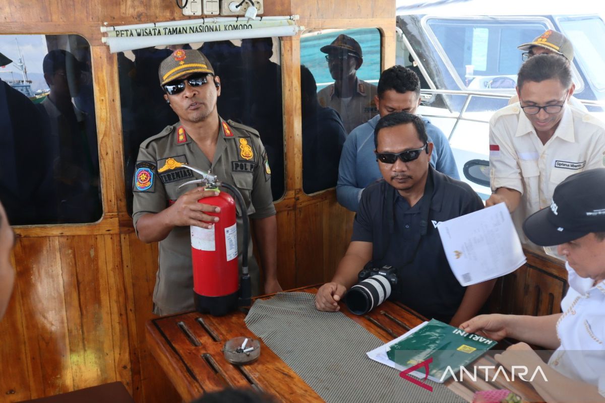 Pemkab Mabar imbau pemilik kapal wisata pastikan pemadam api berfungsi