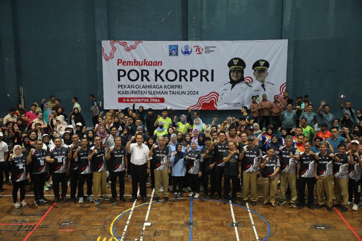 Bupati Sleman membuka Pekan Olahraga Korpri 2024