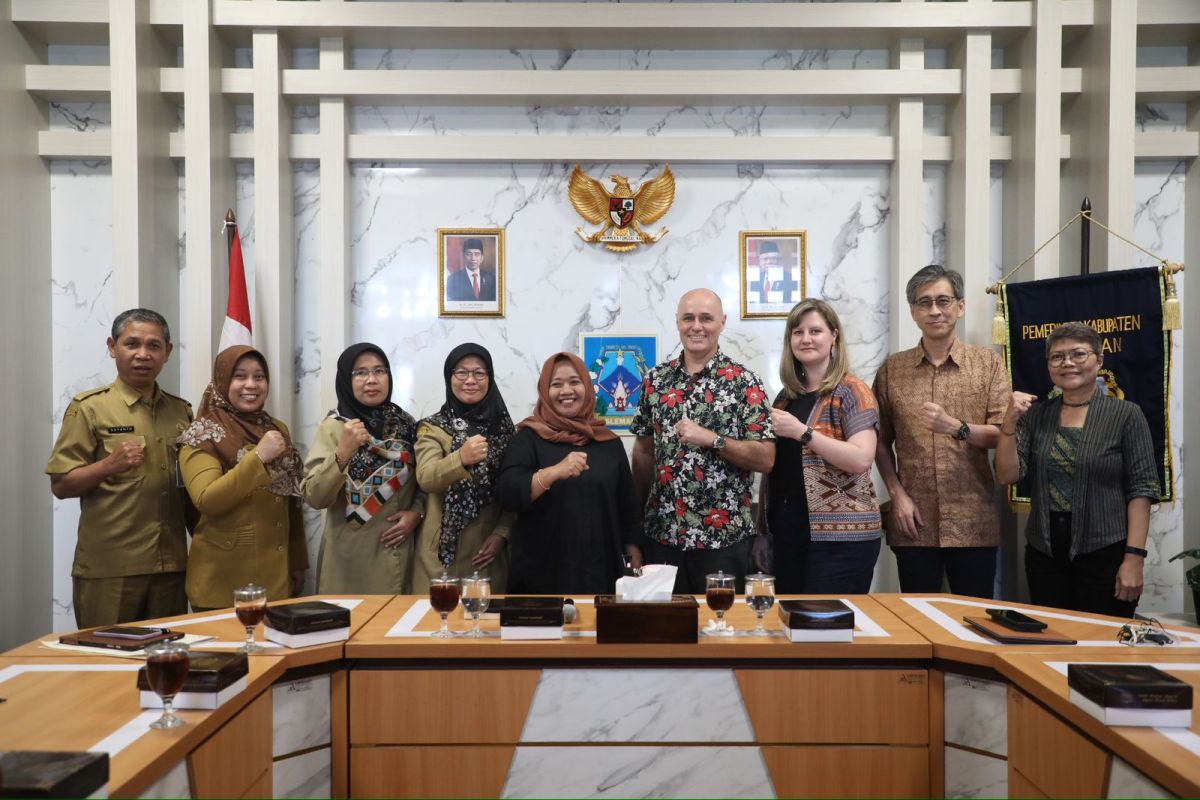 Tim mengevaluasi program hibah AMBK Kedubes Australia kunjungi Sleman