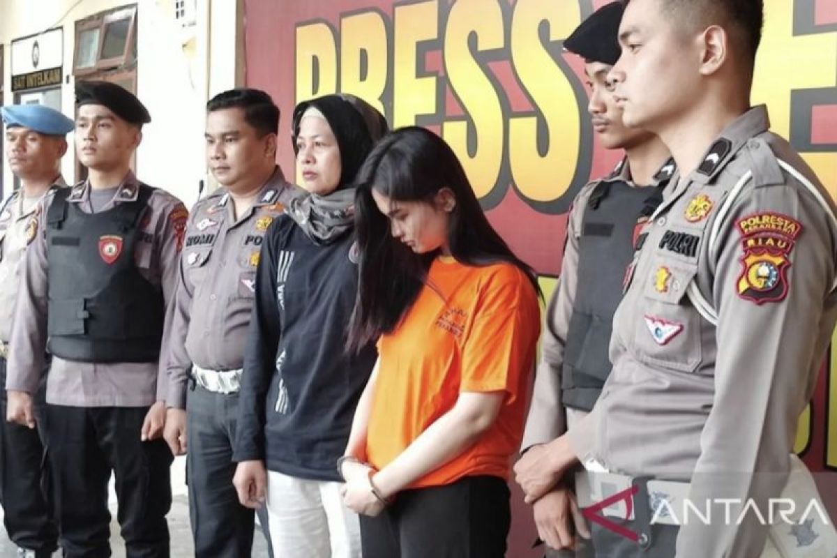 Polisi buru teman pesta narkoba mahasiswi yang tabrak korban tewas