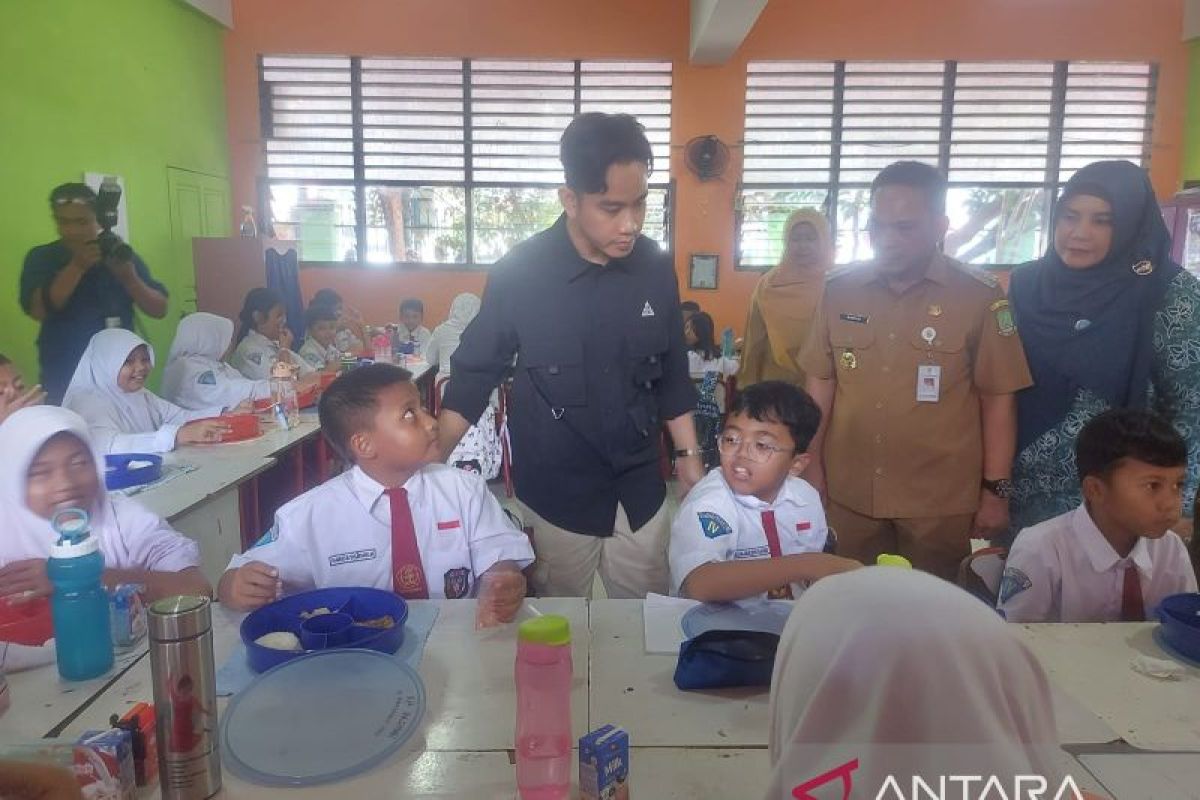 Gibran ungkap biaya makan bergizi gratis di Kota Tangerang Rp15 ribu per pelajar