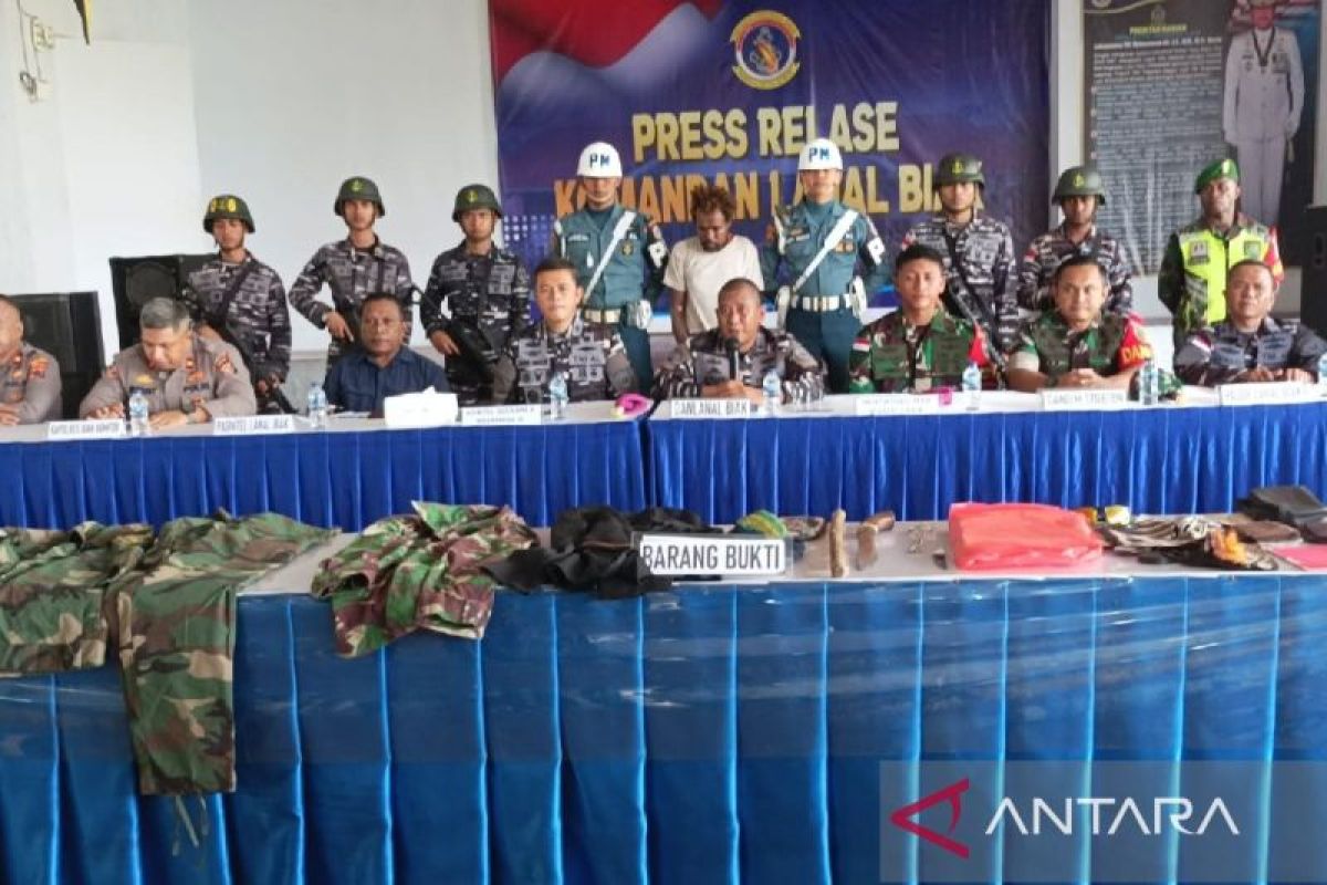 Personel TNI AL tangkap anggota TPNPB di Pulau Mapia Supiori, diduga mata-mata aktivitas prajurit