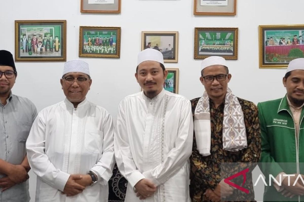 Duet Tuan Guru tarung di Pilkada Lombok Timur 2024