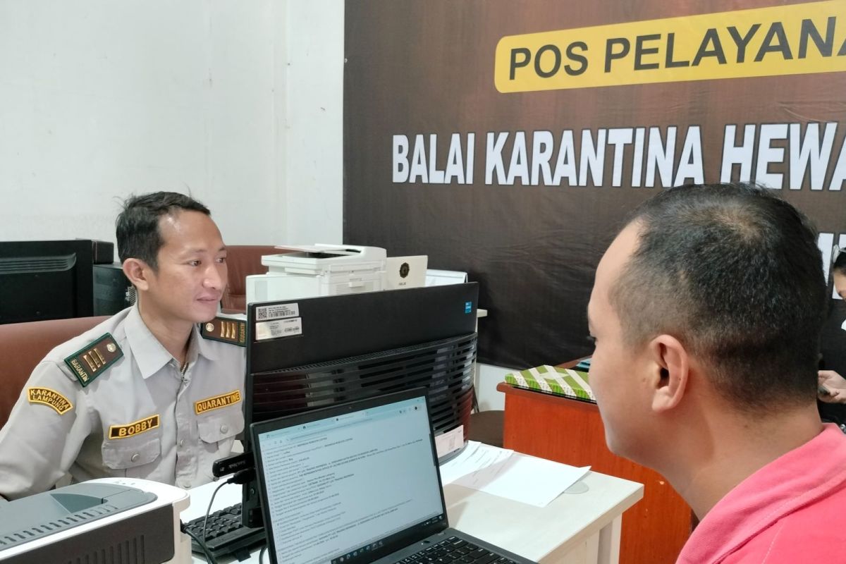 Balai Karantina Lampung tempatkan petugas di Kantor Pos dekatkan pelayanan