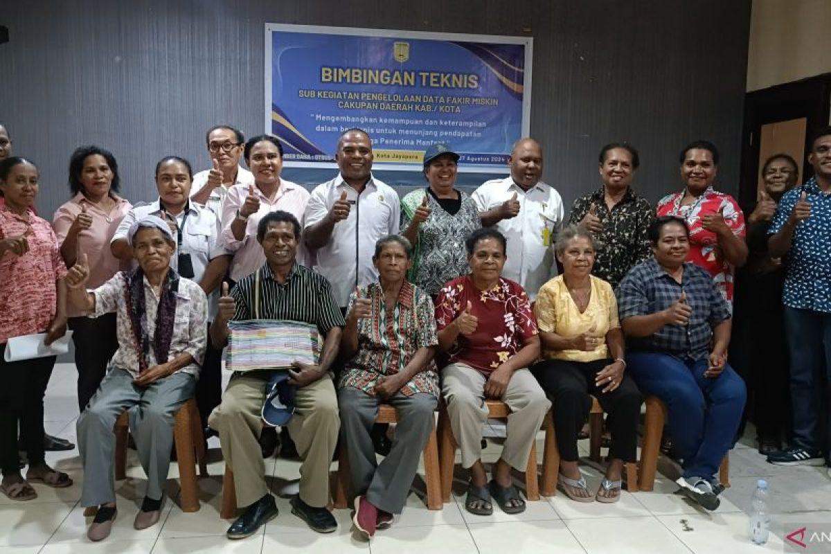 Pemkot Jayapura beri bantuan 20 pelaku usaha mama Papua