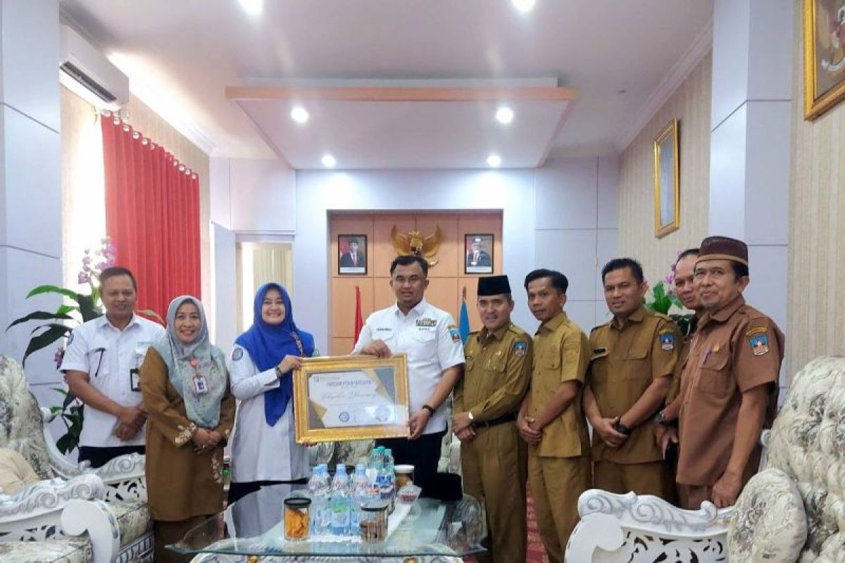 Pemkab Dharmasraya raih penghargaan UHC Awards 2024 BPJS Kesehatan