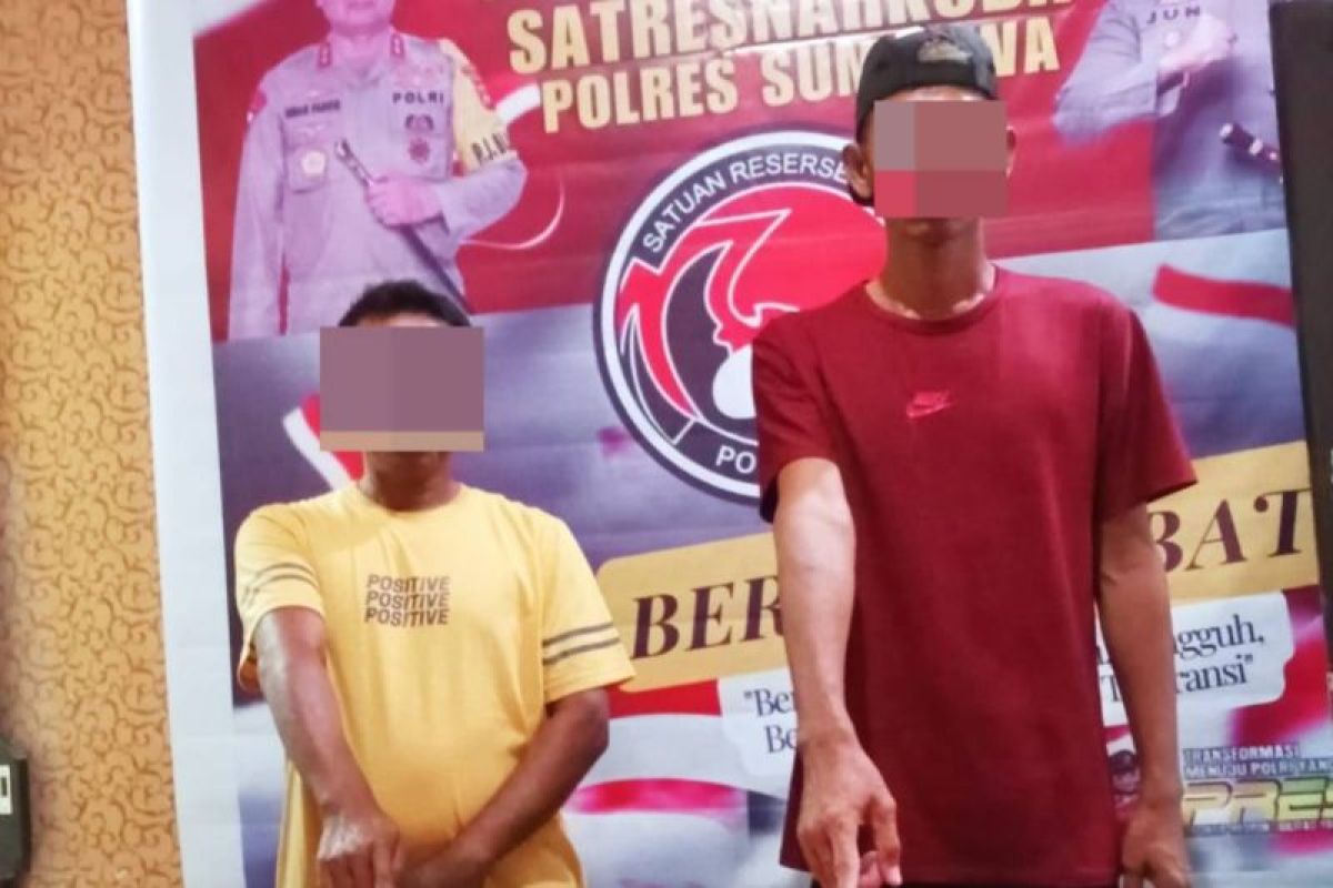 Polisi ringkus dua warga Lopok Sumbawa pengedar narkoba