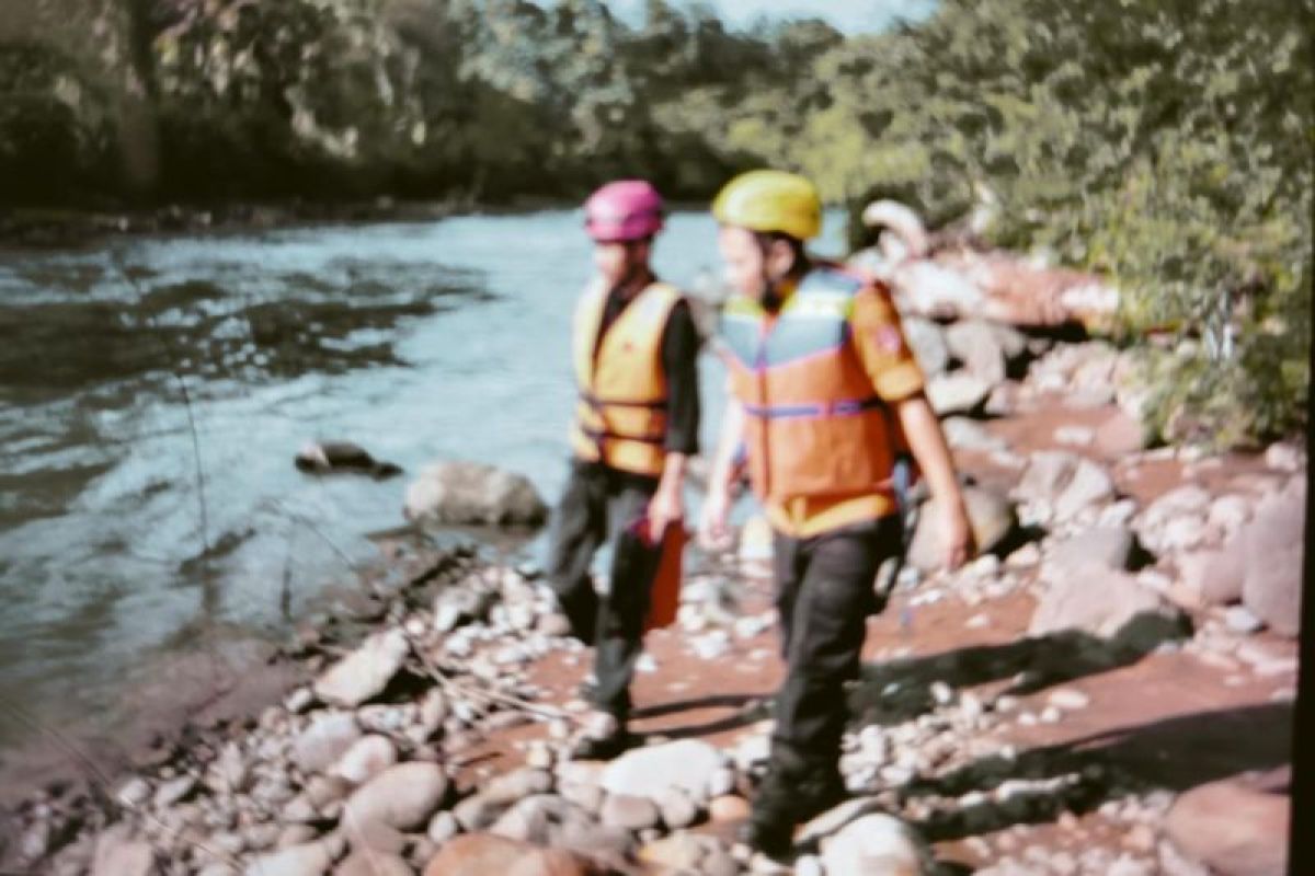 Tim Gabungan Agam lanjutkan pencarian balita terseret arus sungai