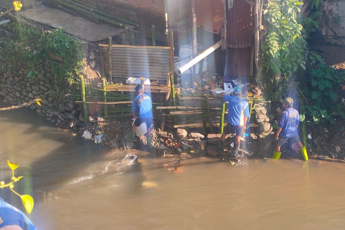 BPBD usulkan pemasangan tanggul permanen atasi longsor di Mataram