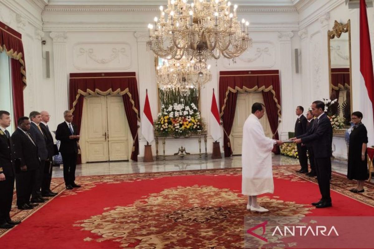 Jokowi terima surat kepercayaan sepuluh duta besar negara sahabat